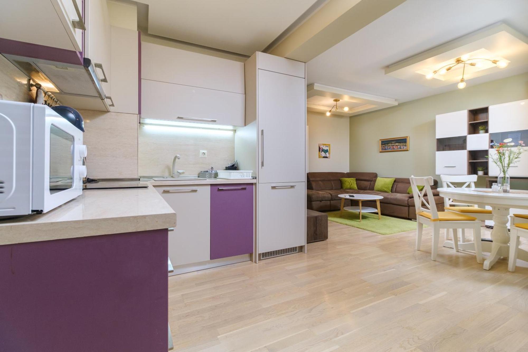 Riverside 2-Bedroom Apartment Plovdiv Kültér fotó