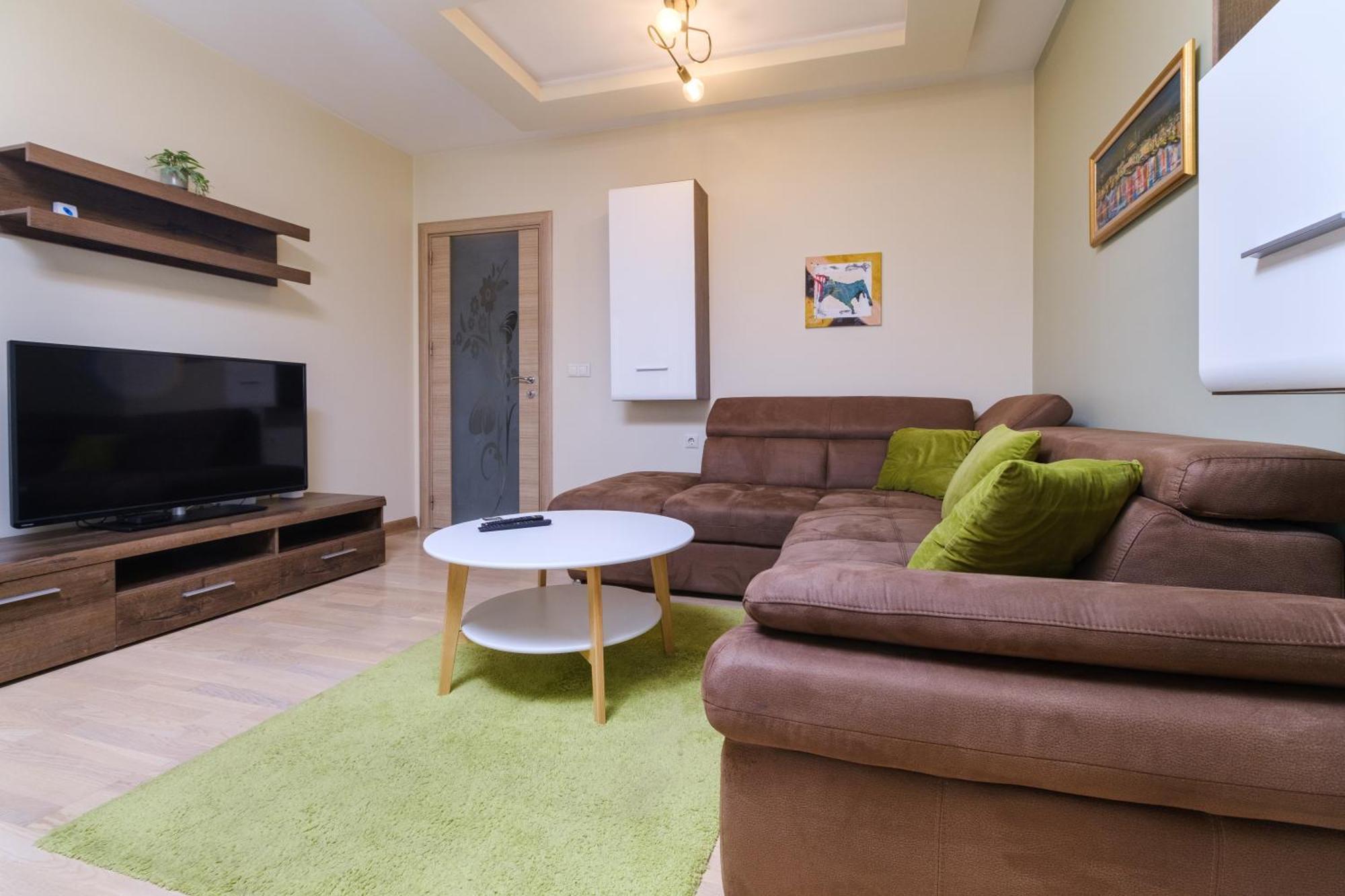 Riverside 2-Bedroom Apartment Plovdiv Kültér fotó