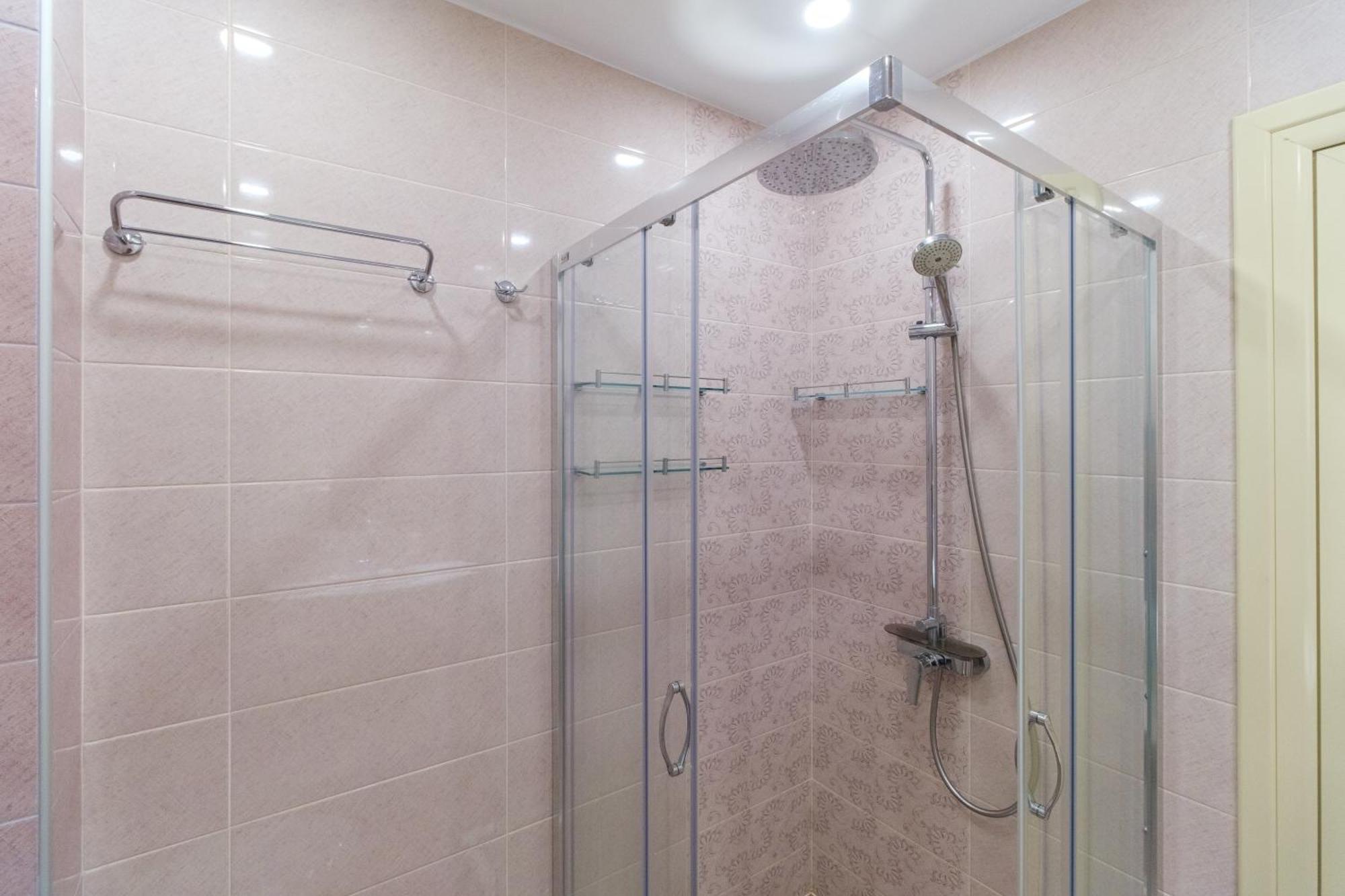 Riverside 2-Bedroom Apartment Plovdiv Kültér fotó
